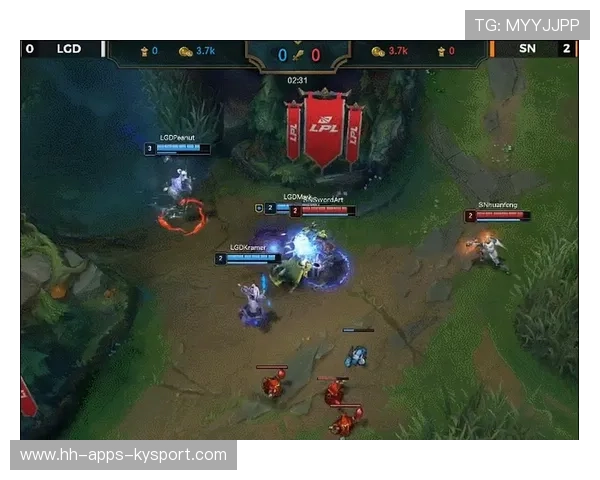 LPL辅助草丛阴影控制先手完美开团